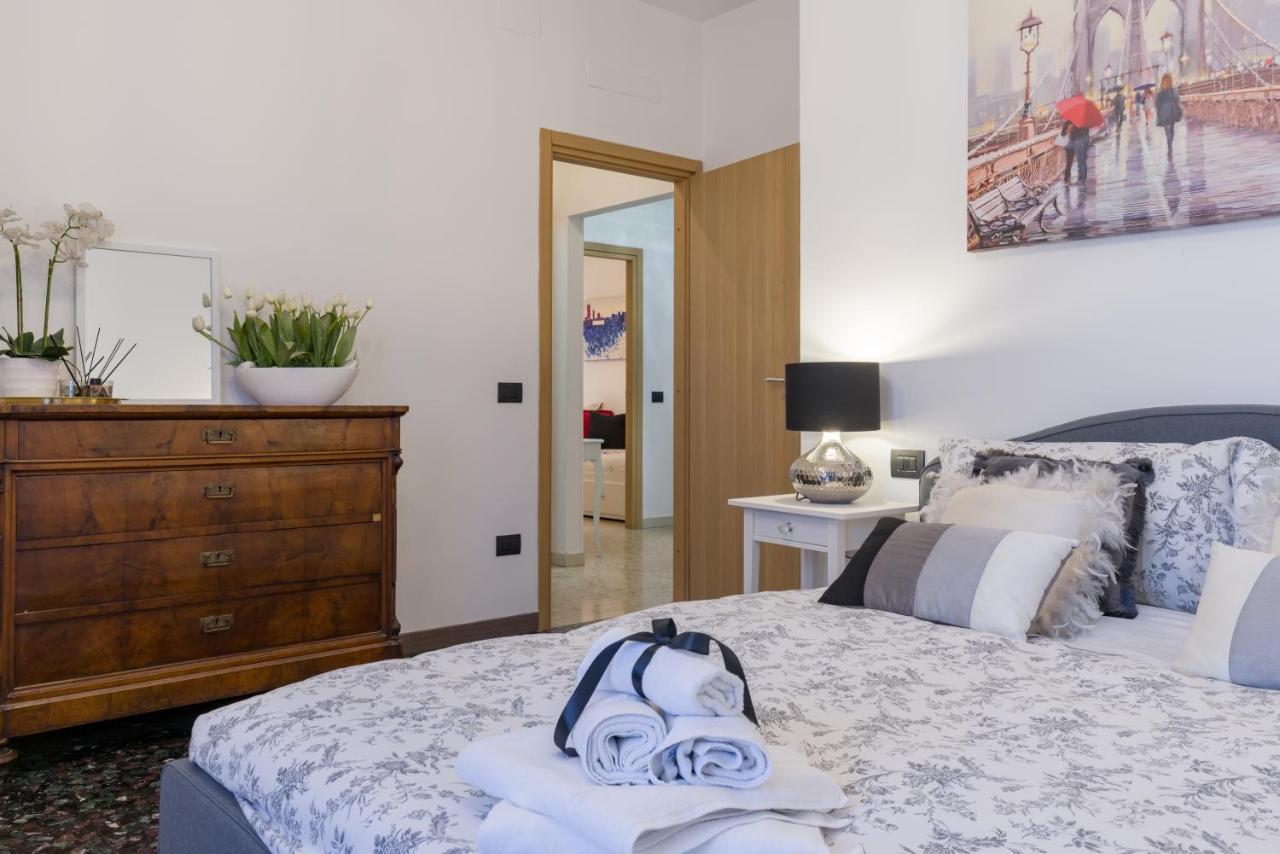 Residenza Filippini Apartment เวโรนา ภายนอก รูปภาพ