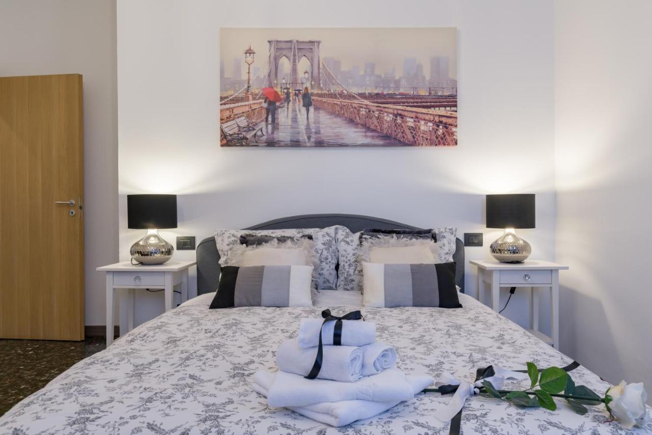 Residenza Filippini Apartment เวโรนา ภายนอก รูปภาพ