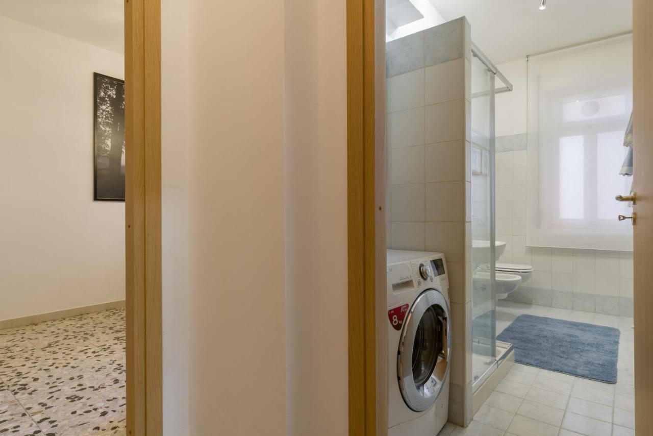 Residenza Filippini Apartment เวโรนา ภายนอก รูปภาพ