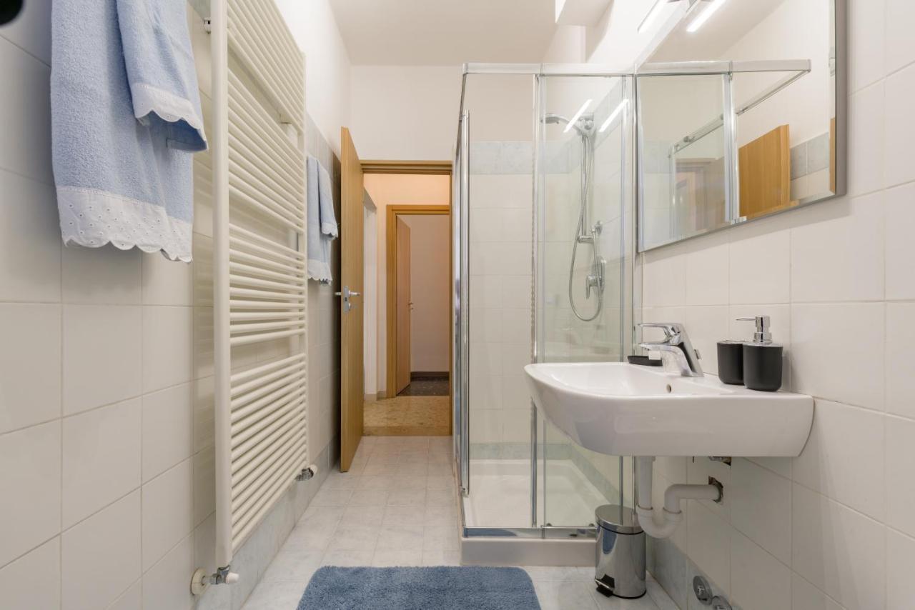 Residenza Filippini Apartment เวโรนา ภายนอก รูปภาพ