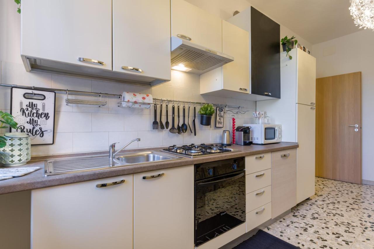 Residenza Filippini Apartment เวโรนา ภายนอก รูปภาพ