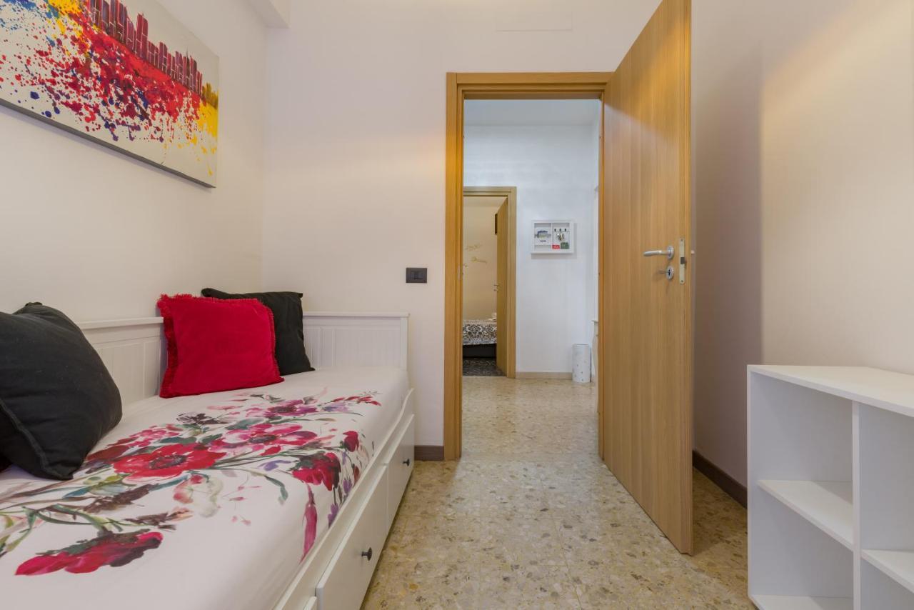 Residenza Filippini Apartment เวโรนา ภายนอก รูปภาพ
