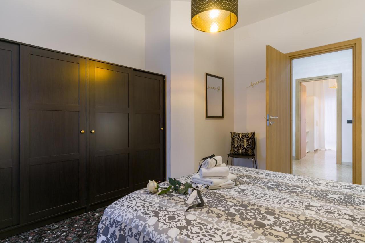Residenza Filippini Apartment เวโรนา ภายนอก รูปภาพ