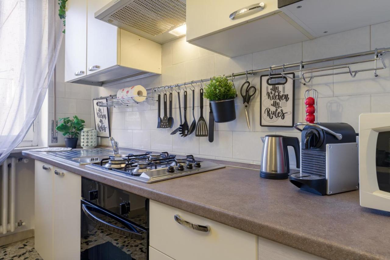 Residenza Filippini Apartment เวโรนา ภายนอก รูปภาพ